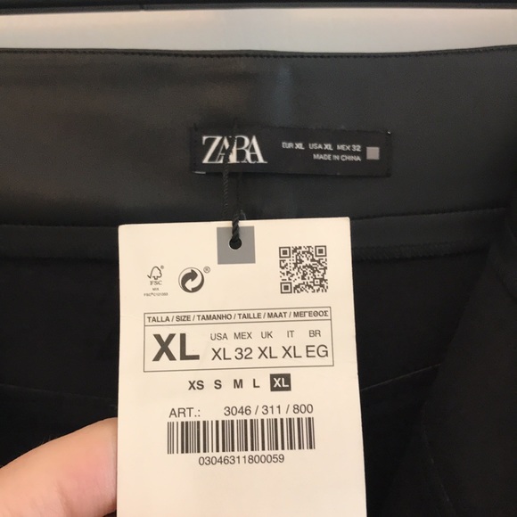 Wide Maxi Leather Skirt - Picture 11 of 15